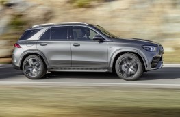 Mercedes-AMG GLE 53 4Matic+side action